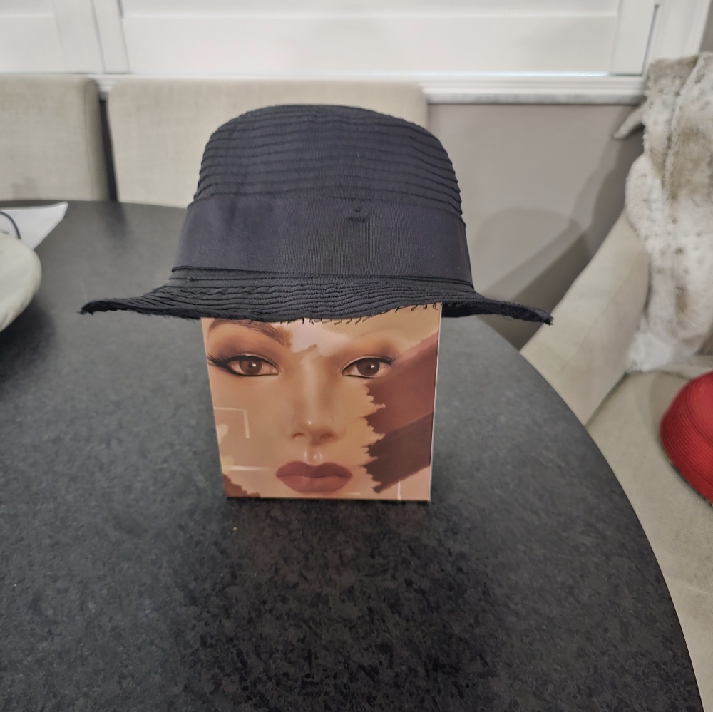 Black small hat